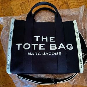 ❌SOLD❌ Marc Jacobs Tote Bag in Black Jacquard